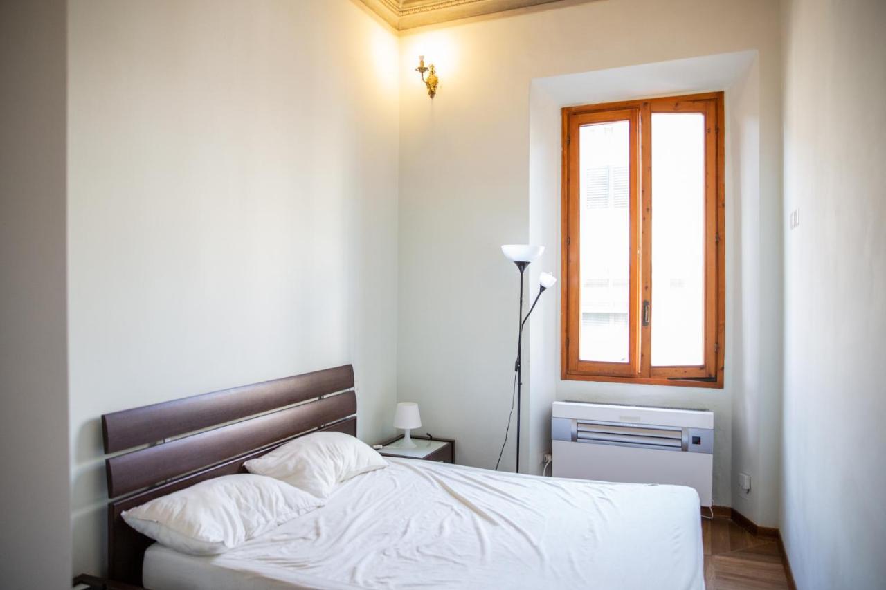Nice Apartment Near The Basilica Of San Lorenzo Florence Luaran gambar