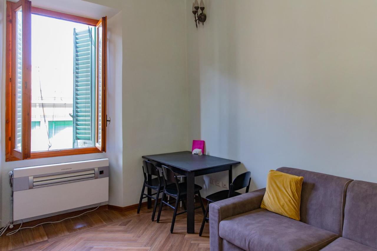 Nice Apartment Near The Basilica Of San Lorenzo Florence Luaran gambar